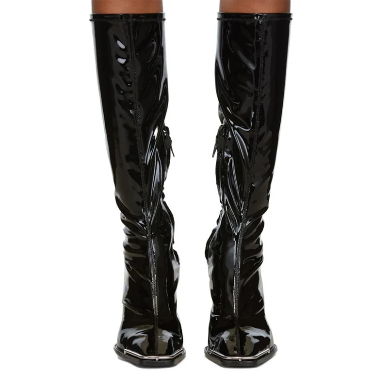 Ботильоны женские замшевые с квадратным носком на молнии сбоку высоком каблуке |