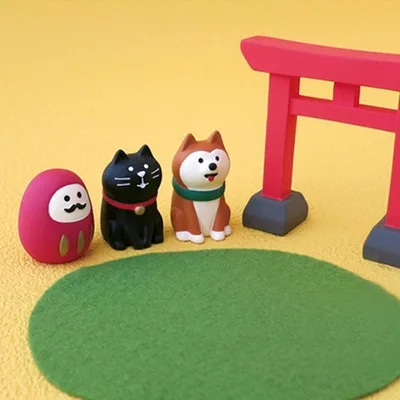 Japanese genuine bulks miniature decoration kawaii cartoon pet puppy shiba inu black cat tumbler Red Gate torii model figures