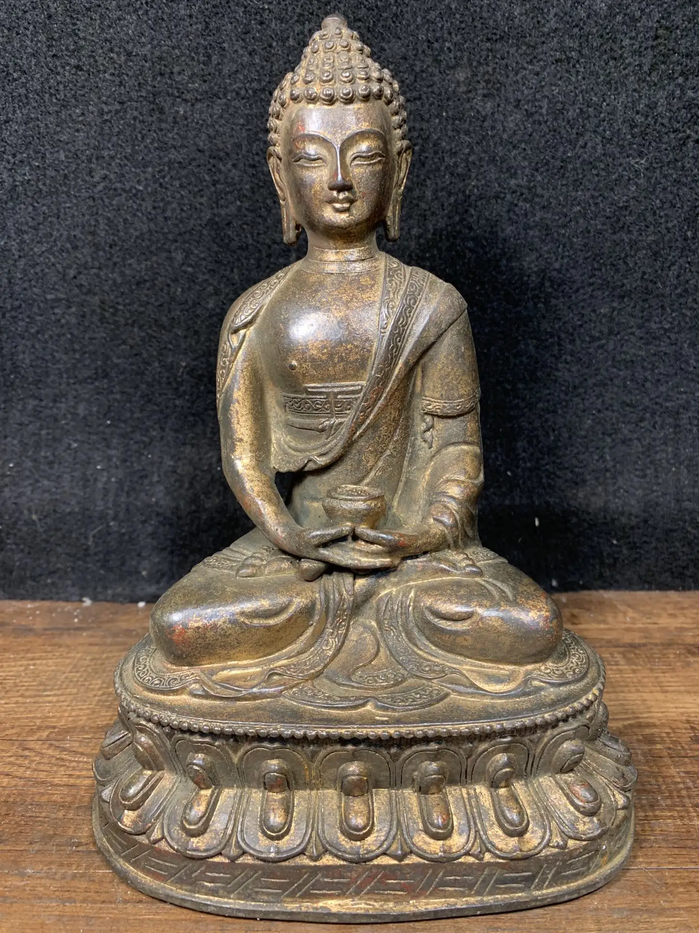 

9"Chinese Folk Collection Old Bronze Cinnabar Lacquer Amitabha Shakyamuni Lotus Terrace Sitting Buddha Enshrine the Buddha