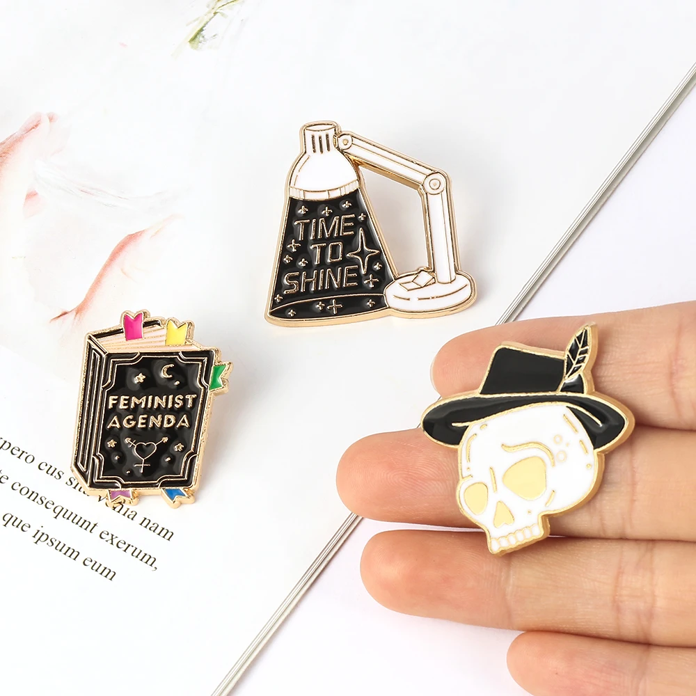 Креативная брошка мультфильм череп Эмаль Булавка Готическая модель книга