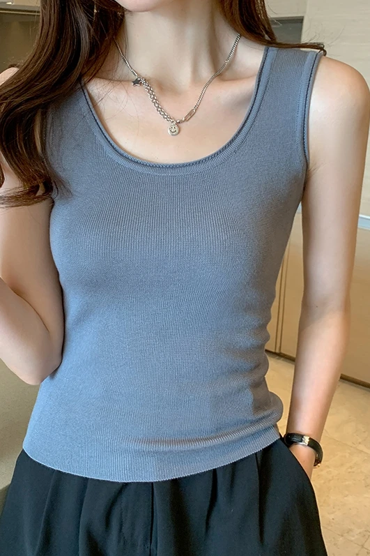 

summer Sexy O collar Solid Color Camisole Tops sleeveless Korean woman tops