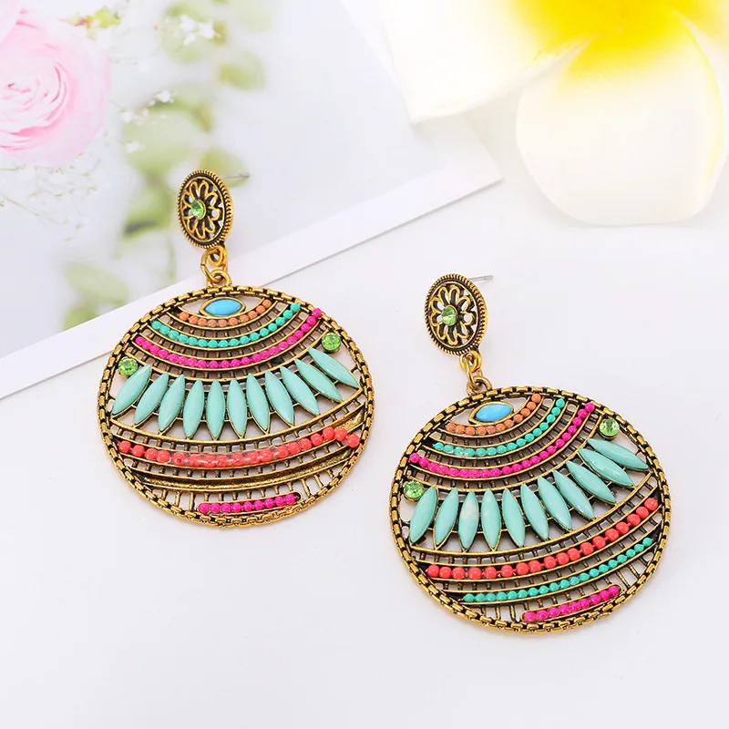 

New bohemian earrings Women's European and American fashion hollowed-out earrings all-match temperament accessories
