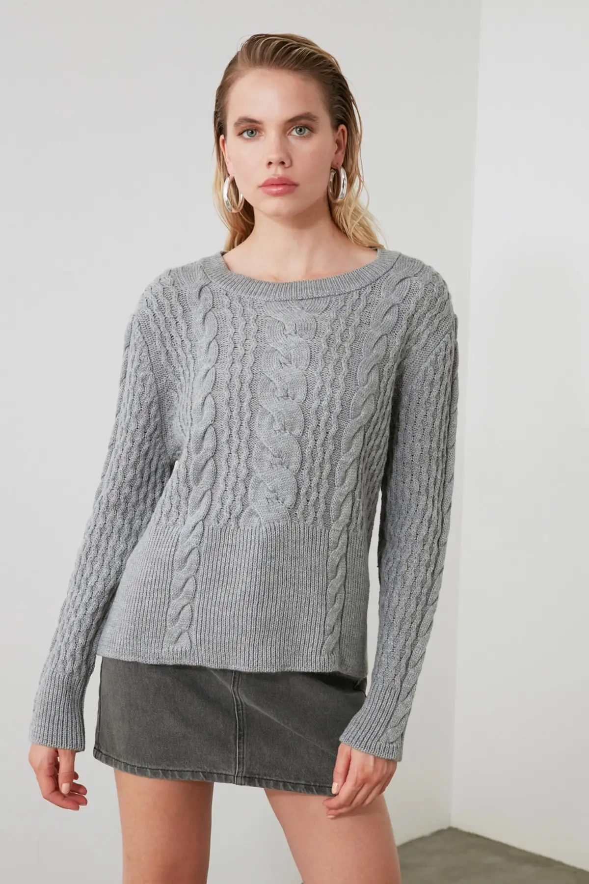 

Trendyol Mesh Detailed Knitwear Sweater TWOAW21KZ1105