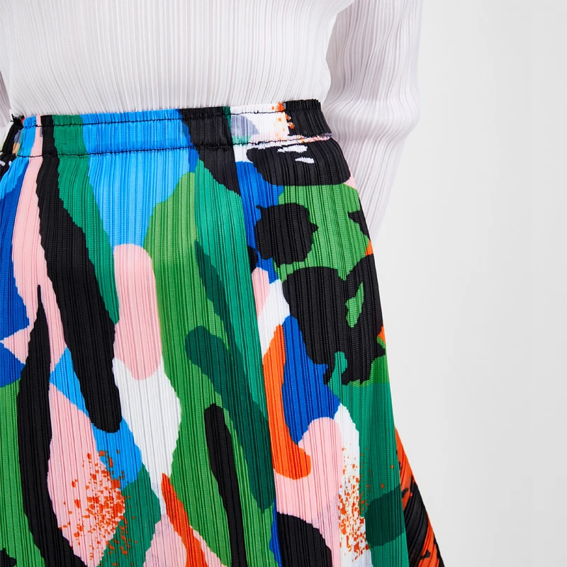 

print skirt large size wide leg casual A-line skirt 2021 summer women skirt pleated graffiti painting cute