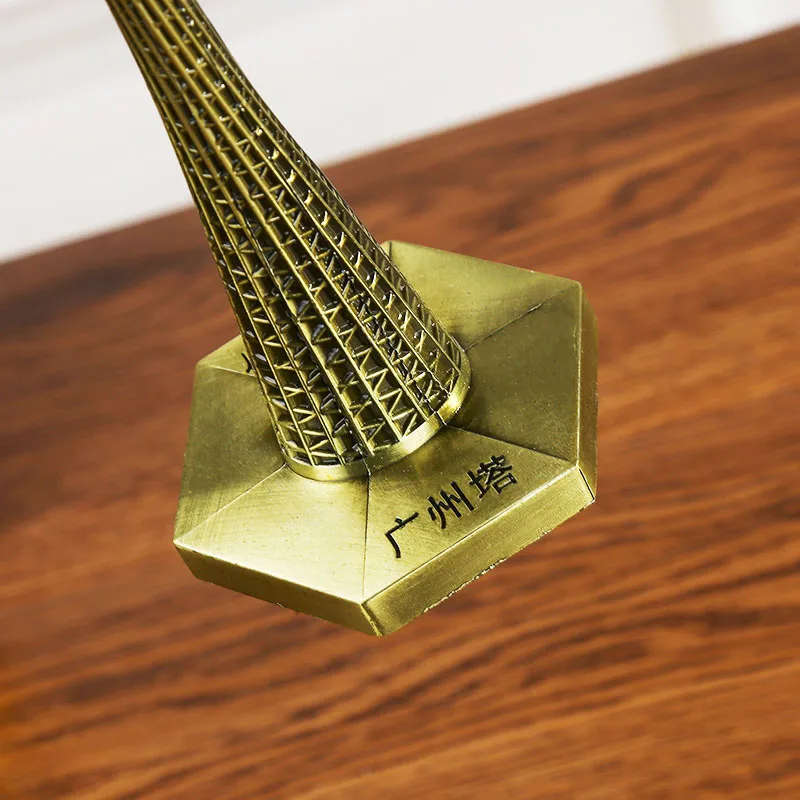 

Canton Tower Model Zinc Alloy Ornaments Crafts Tourist Scenic Souvenirs Room Decor Accessories Home Decoration