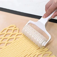 kitchen pie pizza biscuit mould cutting machine pastry plastic baking tools baking tray embossed dough roller grating cutting