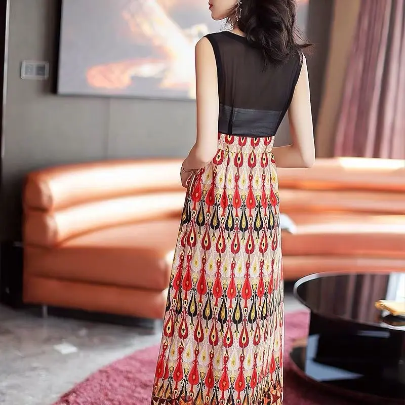 

2020 summer new large size women's sleeveless slim chiffon skirt stitching national style long dress