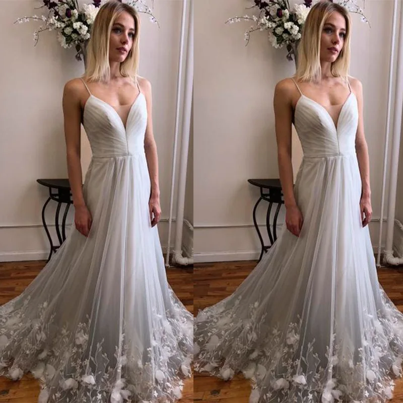

Sexy Beach Wedding Dresses 2021 Deep V Neck Spaghetti Straps 3D Flowers Lace Bridal Gowns Open Back Vestidos De Noiva