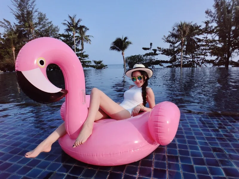 

Ppular Summer Swimming Pool Party Amusement Floating Raft Cartoon Flamingo Inflatable Toys Safe Children Adults Water Playing