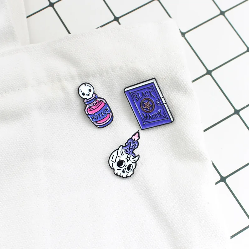 1 шт. брошь свечка в виде черепа черная эмалированная булавка ведьмы на Хэллоуин