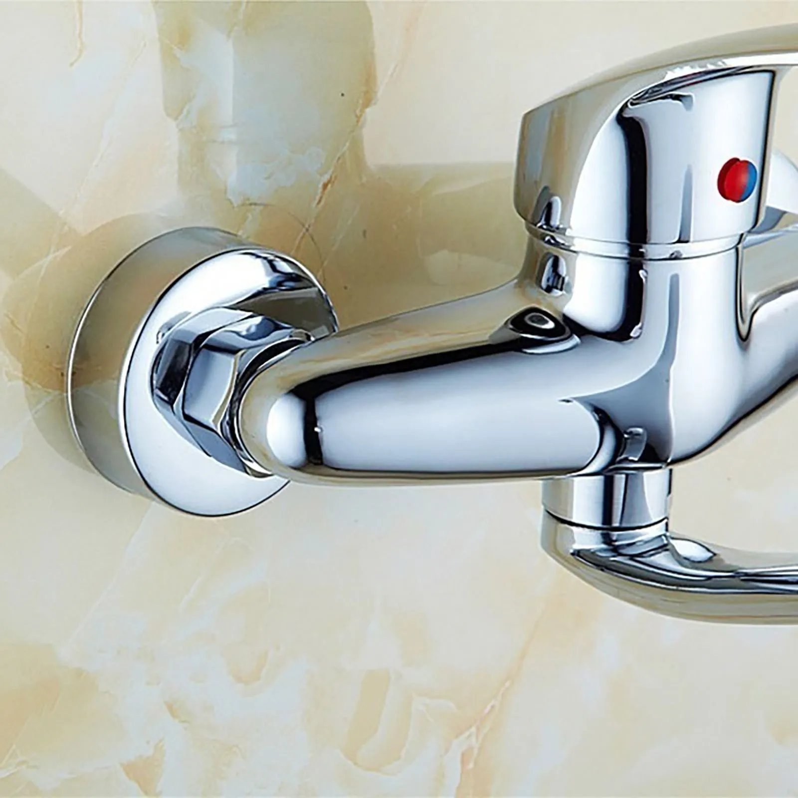 

Wall-mounted Rotating Tap With Spout Kitchen 360 Rotating Single Handle Hot Cold Water Taps Sink Balcony Faucet Tools D23