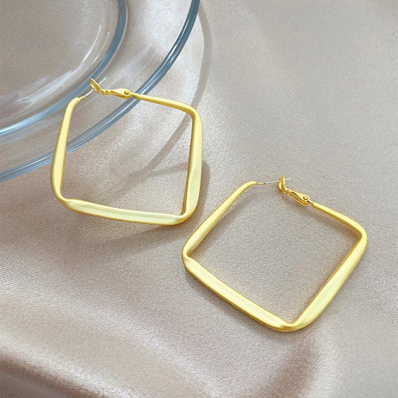 

2022 New Classic Fashion Metal Geometric Square Earring Korean Fashion Temperament Personality Exaggerated Large Earring Jewelry