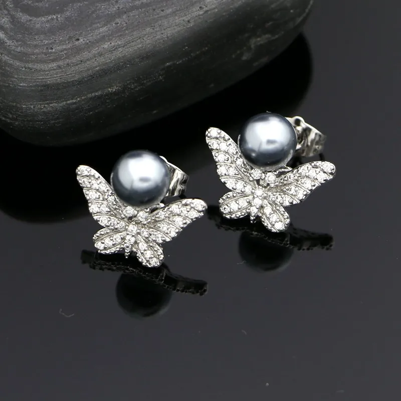 Набор женских ювелирных изделий из серебра 925 пробы Серёжки и кольцо с кулоном