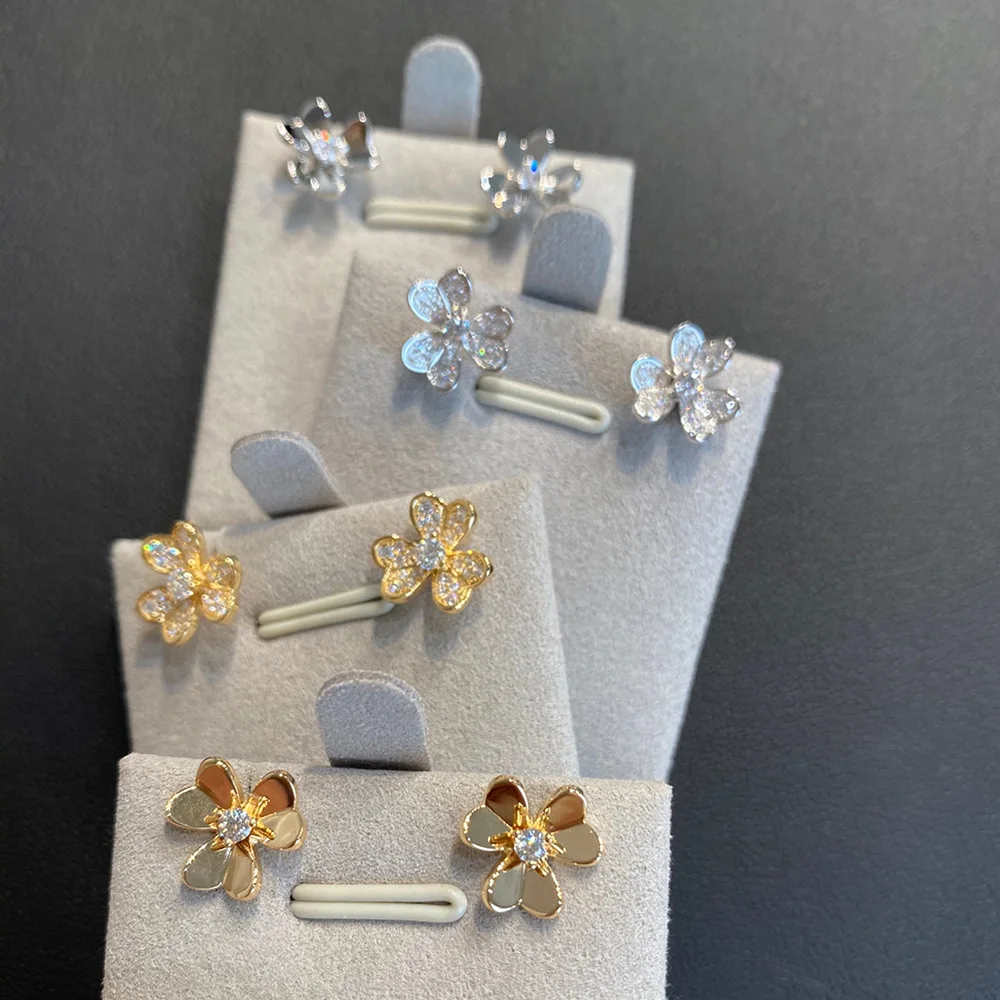 Женские классические серьги-клипсы в виде листа клевера из серебра 925 пробы |