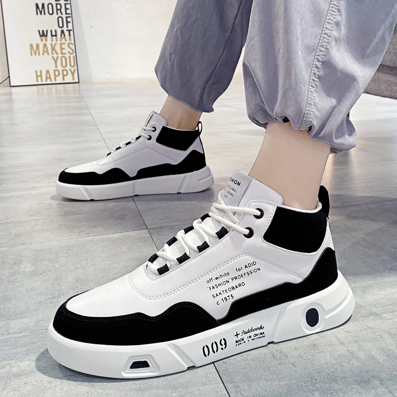 

Light Breathable Men Sneakes New Autumn Trend Wild Net Red High Top Board Shoes Student Sports Casual Shoe