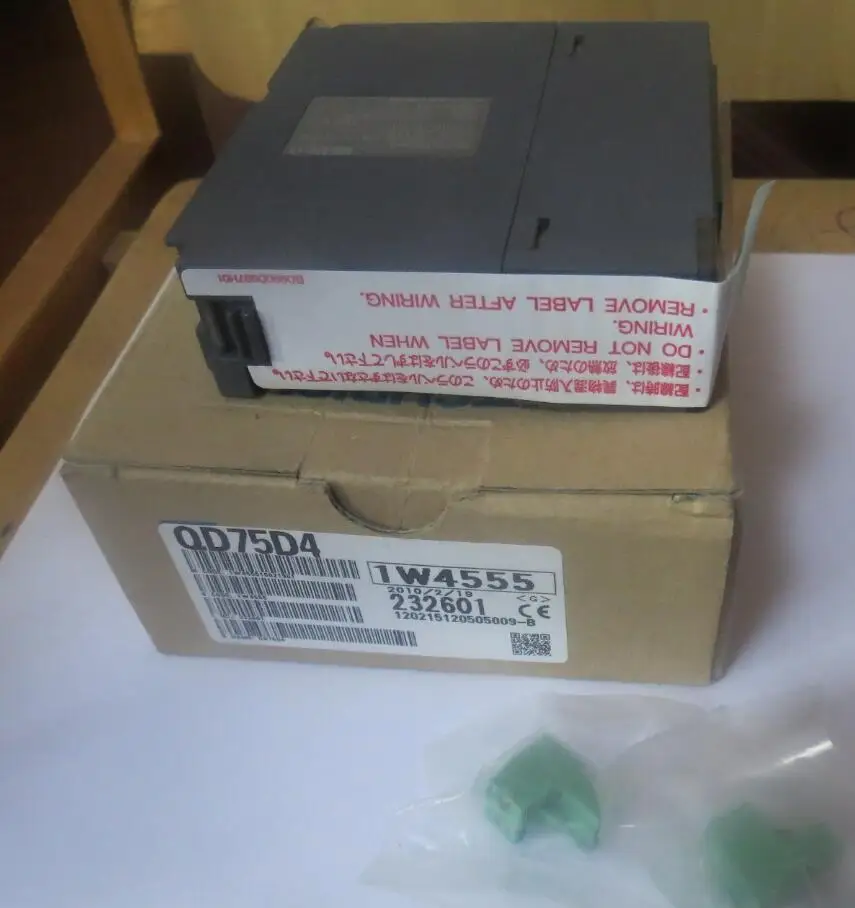 Новый и оригинальный в коробке QD75D4.