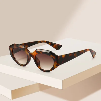 

New Trend Sunglasses For Men And Women Small Frame Tide Sunglasses Colorful Leisure Personality Anchor Sunshade Mirror 2021