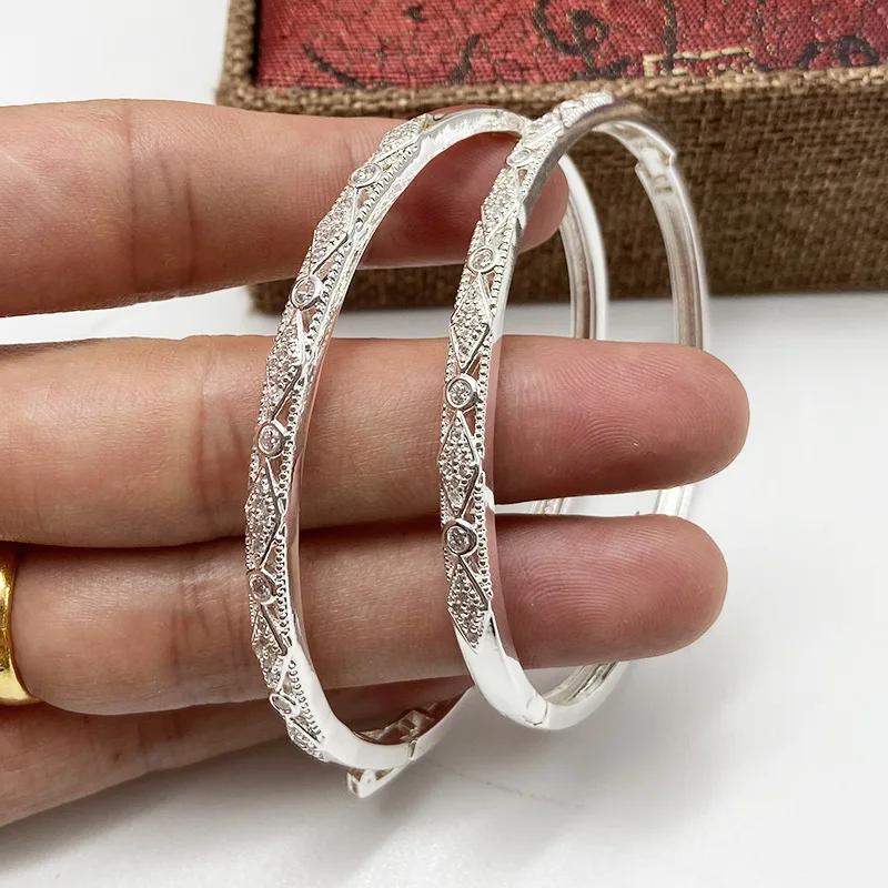 

Simple pure copper bracelet with diamonds, luxury ladies bracelet, new Korean jewelry, gifts for women