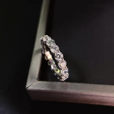 Женское кольцо с муассанитом и бриллиантом, из белого золота 14 к