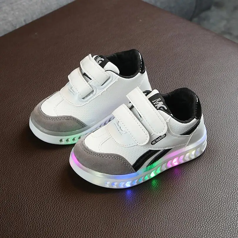 Для детей ясельного возраста светодиодной подсветкой Светящиеся кроссовки с
