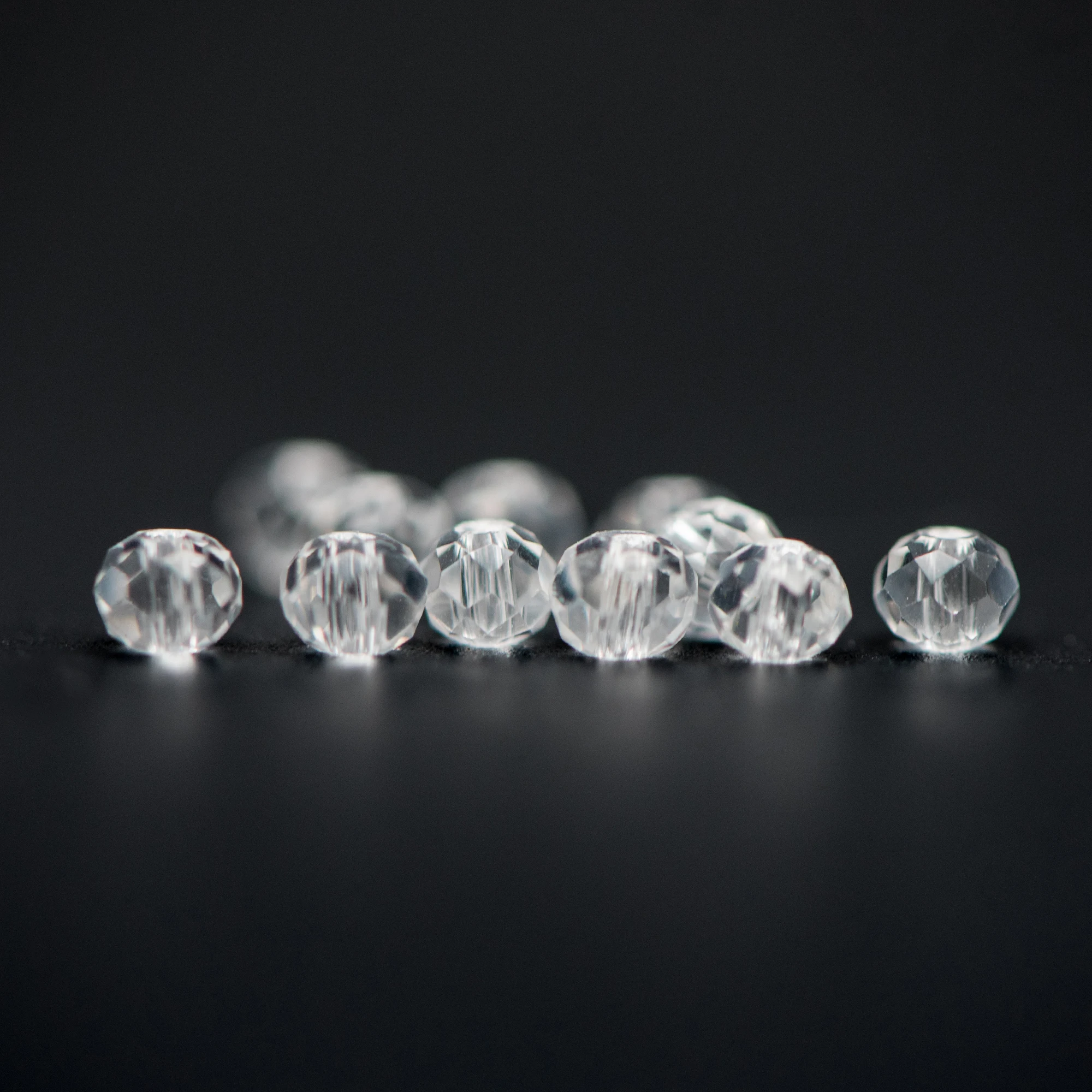 

Crystal Glass Rondelle Faceted beads 2x3mm Transparent Clear -BZ0321/ 145pcs