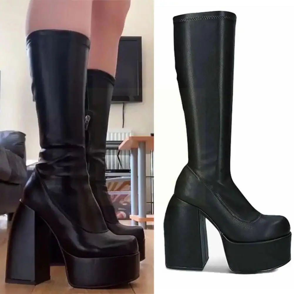 

Женские сапоги из микрофибры, на высоком каблуке