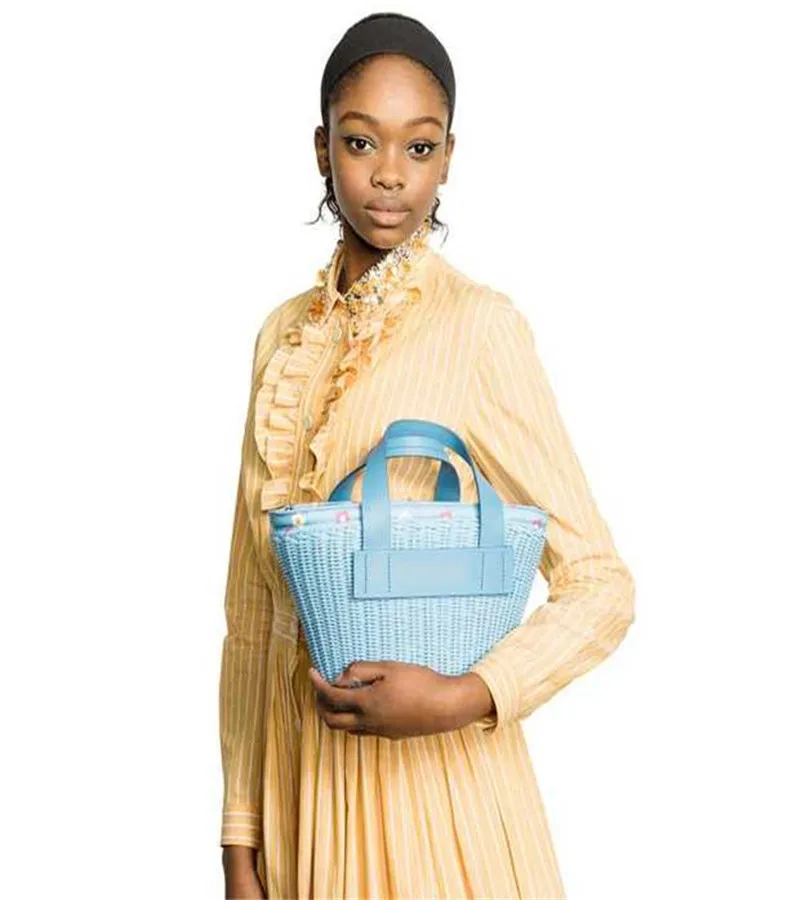 

2020 new women's casual vacation bag wind woven bamboo handbag woven Rattan bag beach bag girl summer super fire.