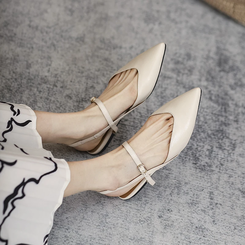 

2021 New Women Sandals Leather Flat Sandals Concise Pointed Toe Summer Shoes Back Strap Black Beige