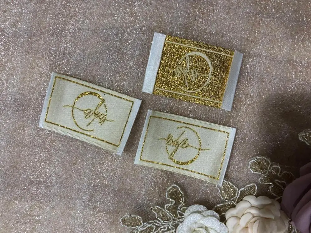 Металлические Золотые Нитки Φ/бирки для одежды/Главная этикетка Дамаск атласная