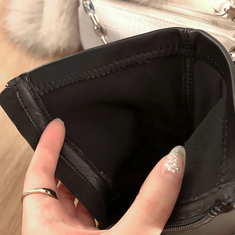 

Cross-tied Women Ankle Boots Genuine Leather Flat with Woman Motorcycle Boots Fashion Back Zipper Round Toe Ladies Casual Shoes