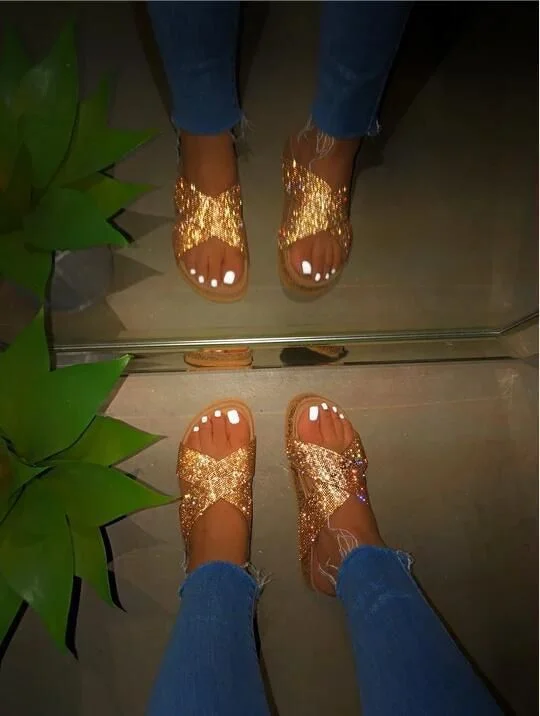 

2021 Ladies Slippers Flat Cross Rhinestone Sandals Casual Home Shoes Outdoor Walking Shoes Beach Loose Shoes Summer women