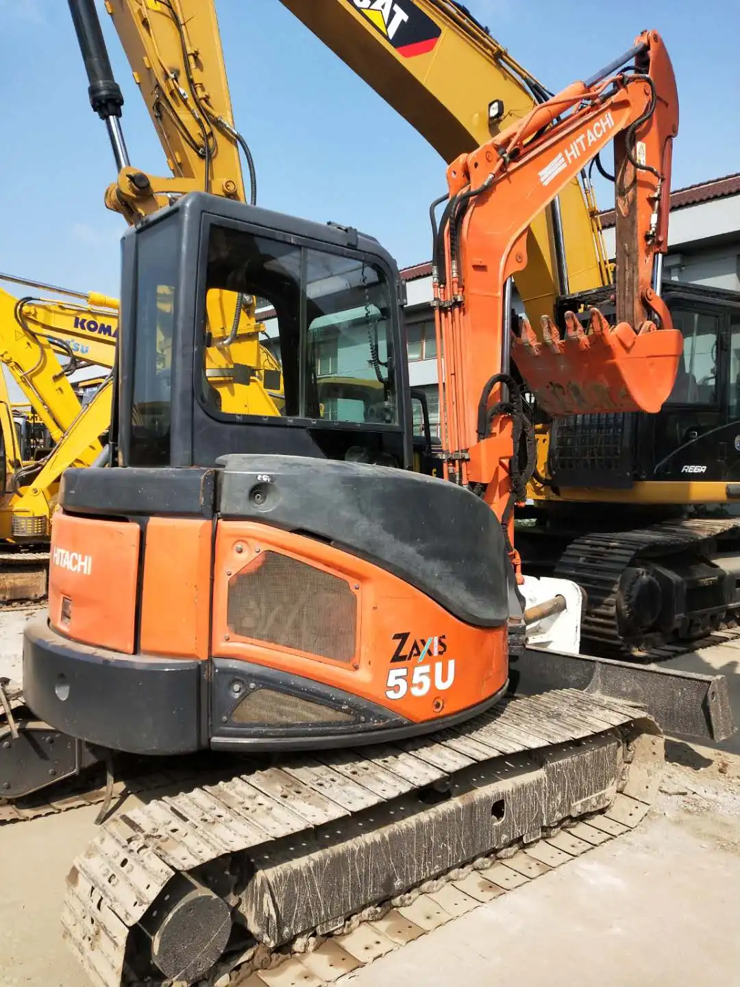 

Excellent second hand ex55 60 75 120 200 crawler excavator with lowest price with high quality