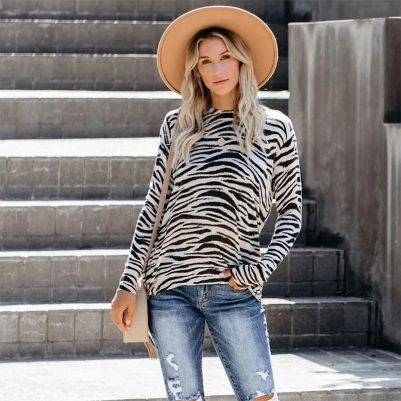 

Women Long Sleeve O-Neck Knitted Sweater Zebra Striped Leopard Camo Print Loose Pullover Tops Side Zipper Split Hem Asymmetric J