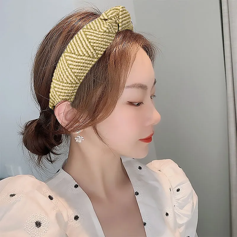 

Weaving Straw Headband Cross Knotted Hair Hoop Female Handmade Hair Accessories Gold Lace Raffia Wide Brimmed Head Hoop