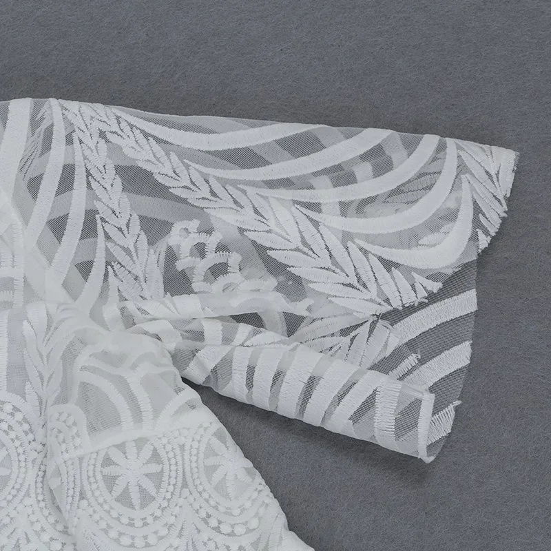 Женский комбинезон на одно плечо с коротким рукавом вышивкой белый для вечеринки