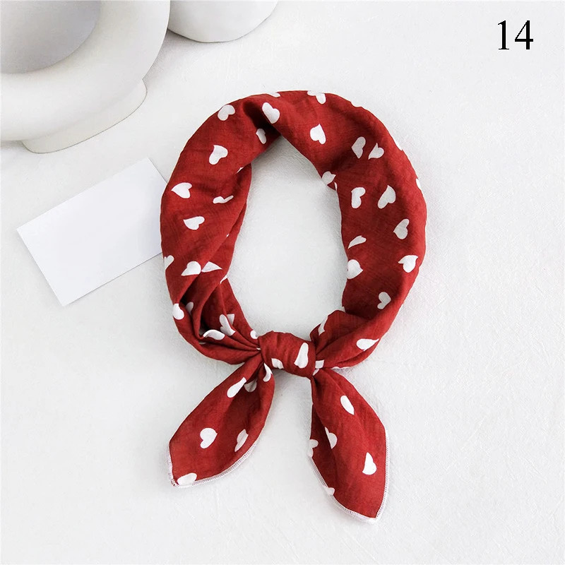 Женский квадратный шарф из хлопка и льна с принтом в виде сердца |