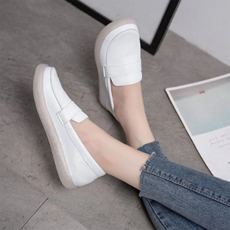 

Pu Leather Crystal Bottom Small White Shoes New Low-cut All-match Women Vulcanized Shoes Korean Fashion Breathable Flat Sneakers