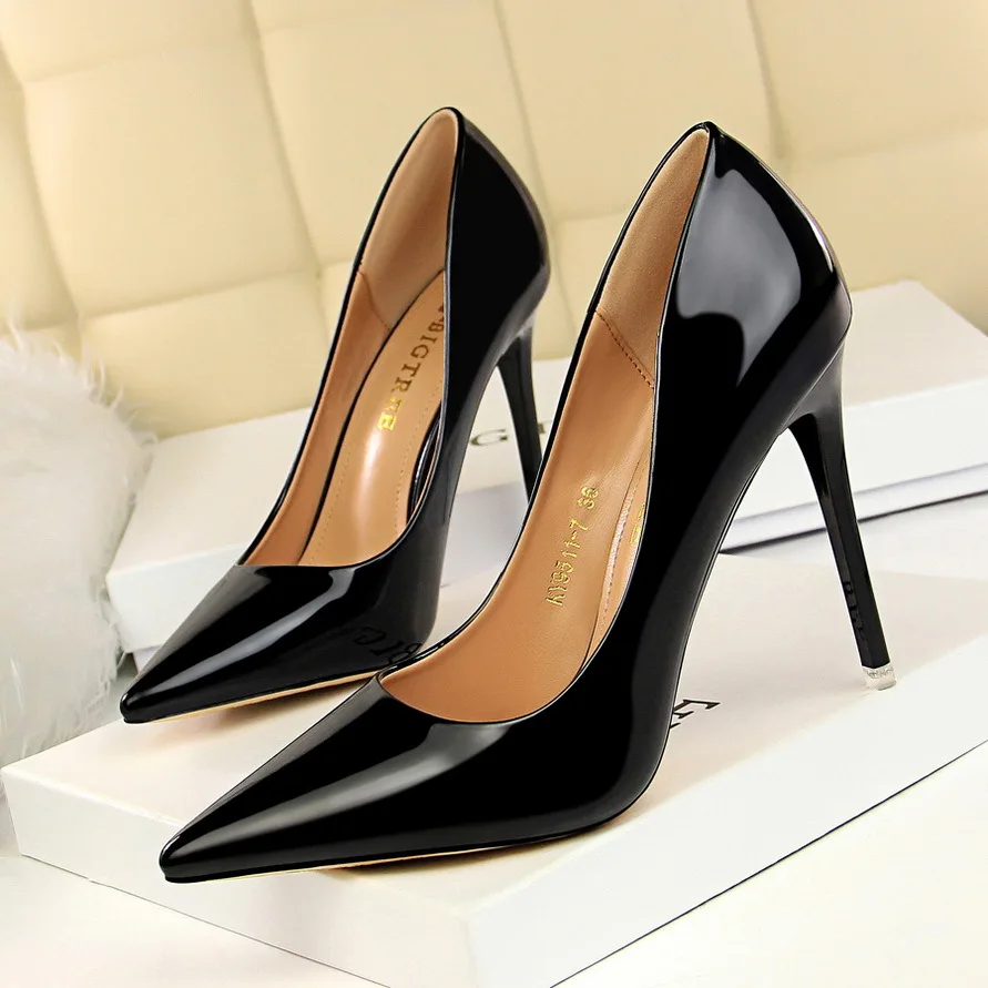 

Patent Leather Thin Heels Office Women Shoes New Arrival Pumps Fashion High Heels Shoes Women's Pointed Toe Sexy Shoes Shallow