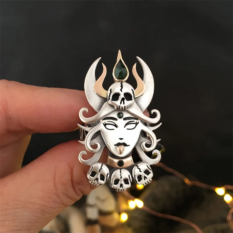 

Retro Punk Religious Sacrifice Witch Jewelry Skull Ring Creative Style Ladies Ring Jewelry Gift Wholesale