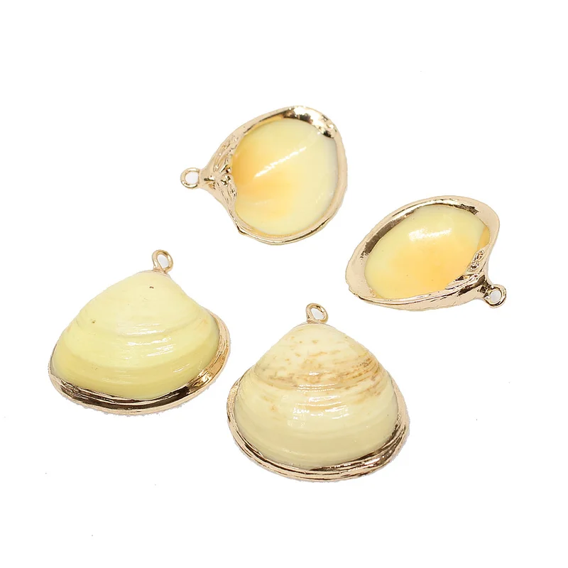 5pcs Natural Conch Yellow Shell Metal Edging Glamour Fashion Pattern Pendant Jewelry Making DIY Bracelet Necklace Accessories