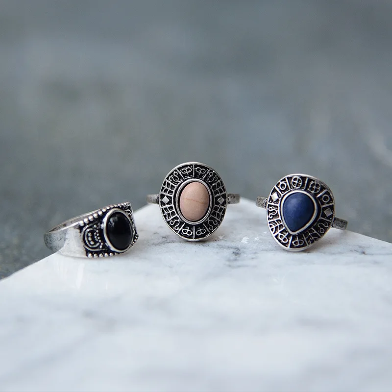 

3 Rings Retro Metal Pattern Personality Gem Combination Female Ring Black Blue Brown Color Stone Pattern Carved