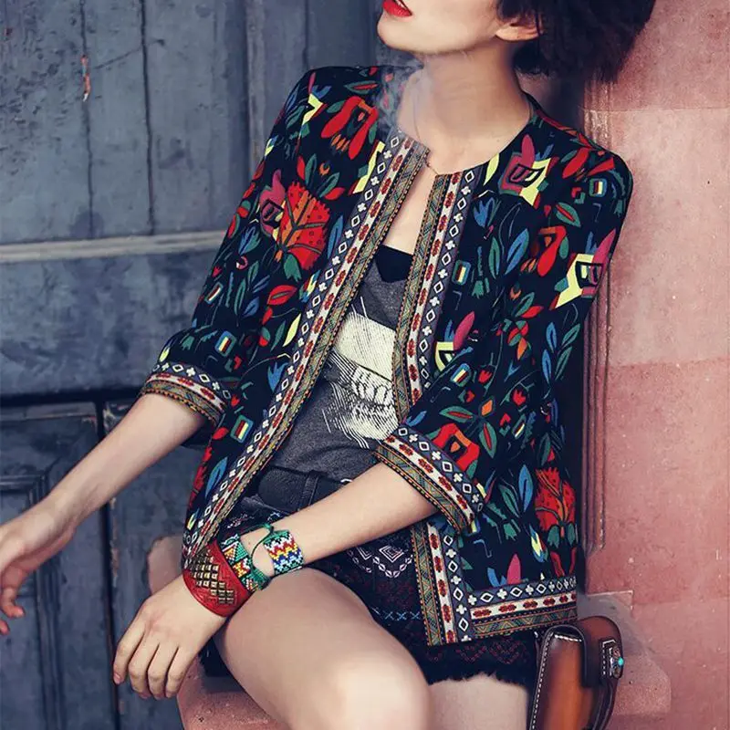 Куртка женская короткая с цветочным принтом модный офисный Кардиган длинным