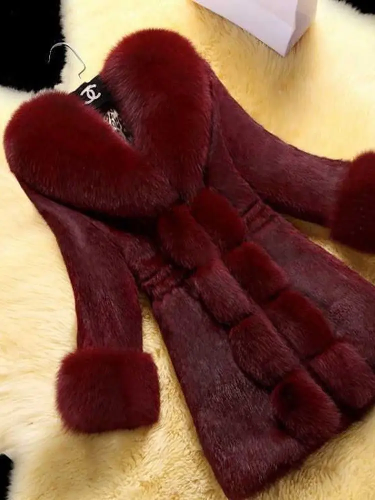 

Elegant Woman Winter Luxury Rabbit Fox Faux Coat Warm Outwear V-Neck Plus Size Winter Coats for Women 4XL Furry Womens Coat
