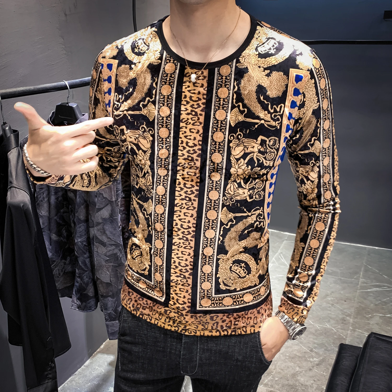 Модные футболки с длинными рукавами принтом Клубные наряды модные дизайнерские