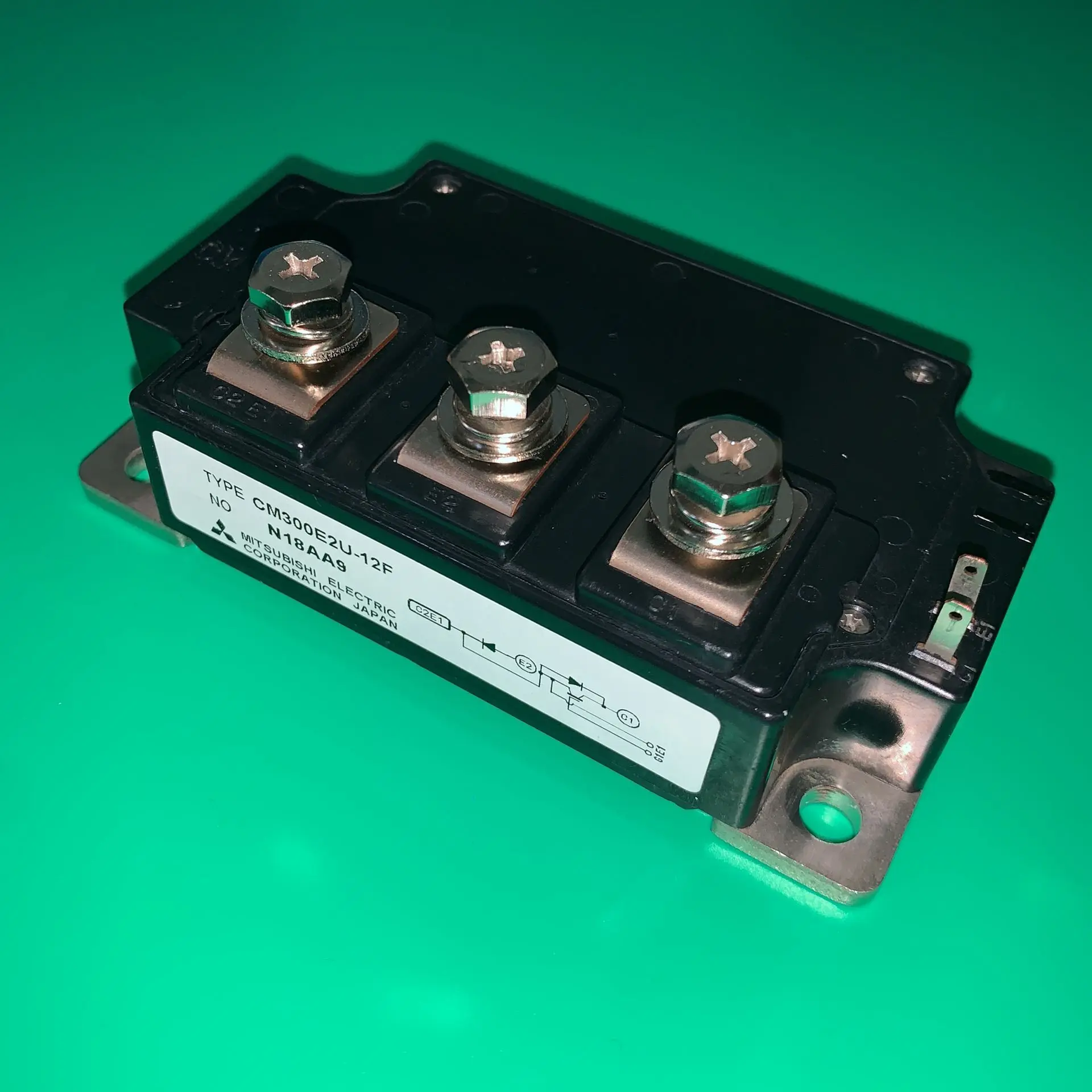CM300E2U-12F модуль CM300E2U-12 F IGBT высокой мощности импульсный используют утепленные Тип