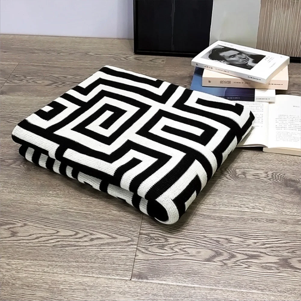 

Nordic Home Knitted Blanket Acrylic Cashmere Office Sofa Air Conditioning Blanket Comfortable Portable Airplane Blanket
