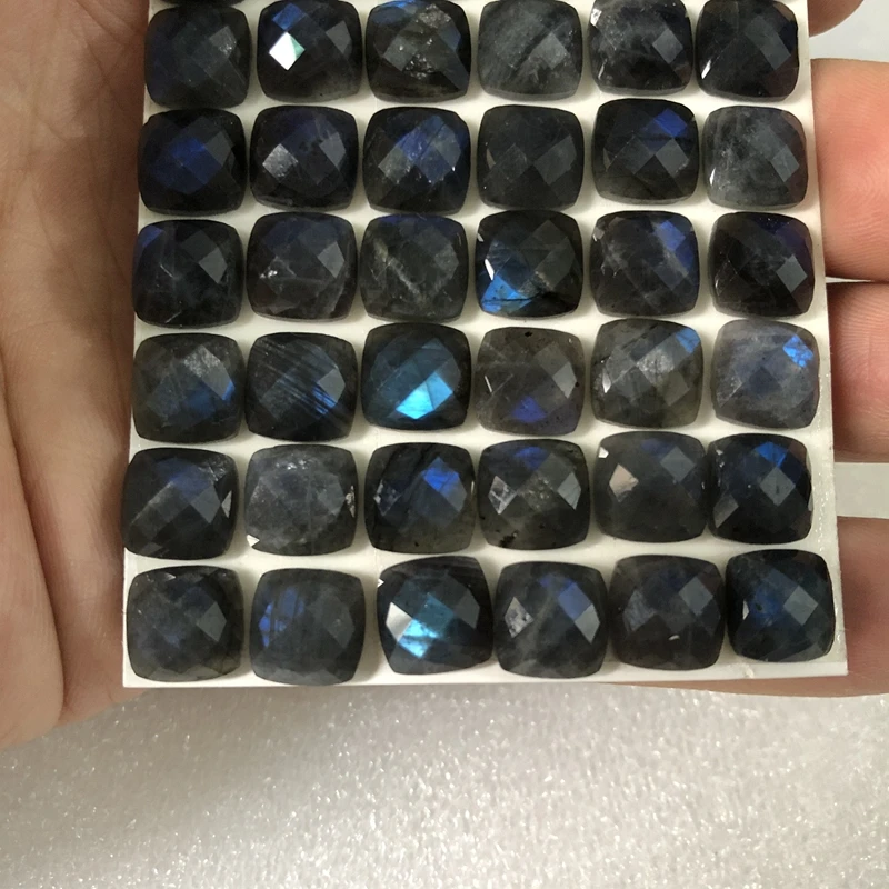 

Blue Flash Labradorite Bead Cabochon 8mm Faceted Square Cabochon Bead For jewelry making 2piece/pack