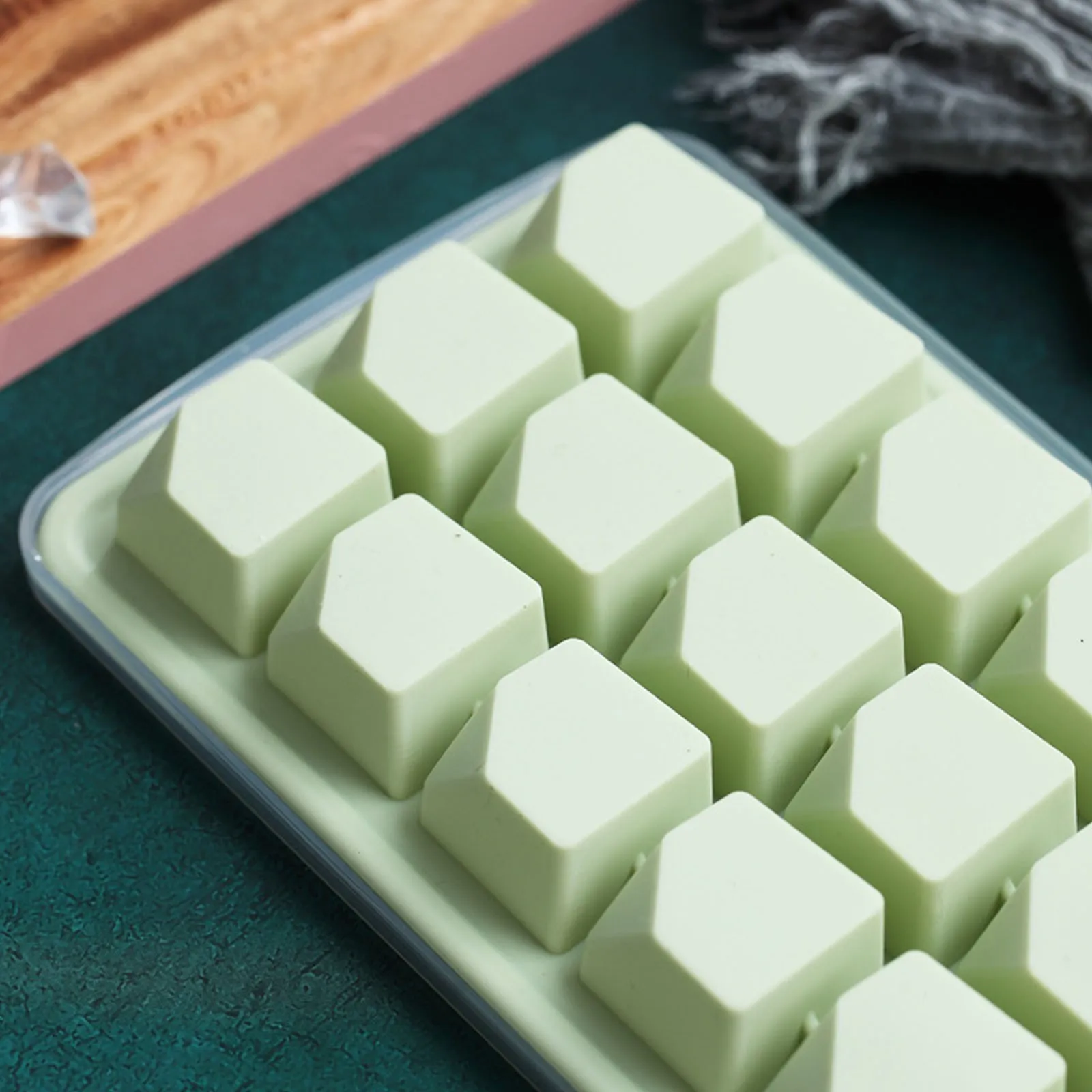 

New 1pc Silicone Ice Cube Mold Fresh Food Fruit Large Ice Tray Moulds Rose Flower Bear Kitten Shape Cake Ice Cream Molds Maker