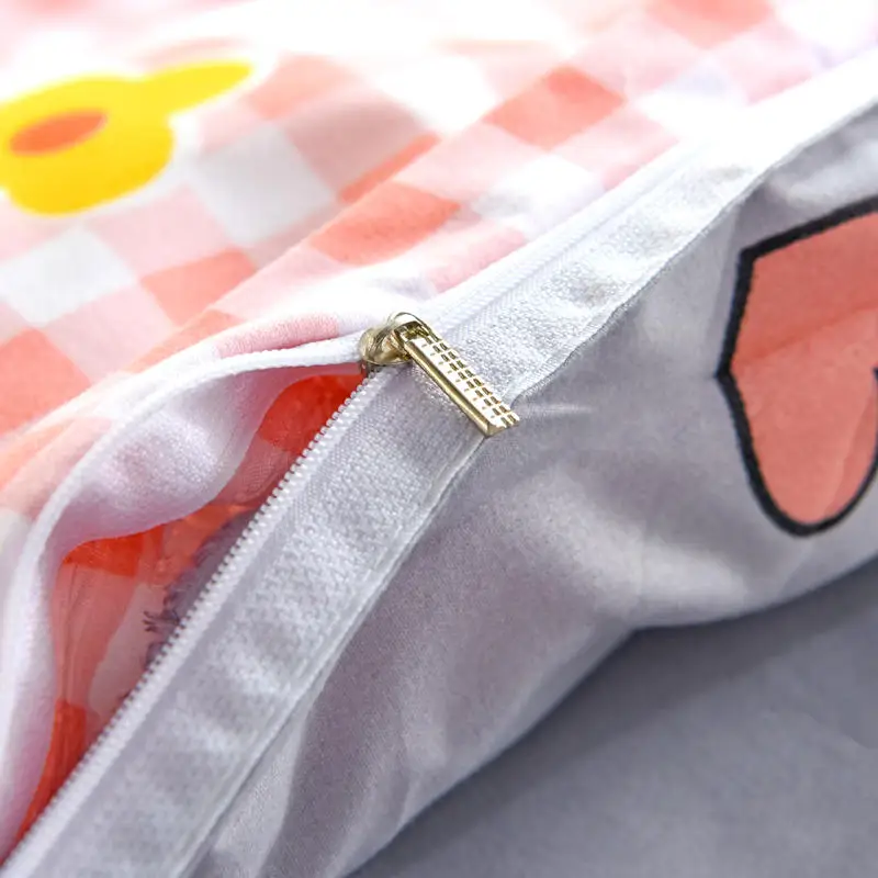 Комплект постельного белья с мультяшным рисунком пододеяльник животными для