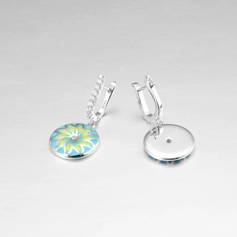 Белый и в форме сердца прозрачный CZ висящие Сережки для женщин Роскошные